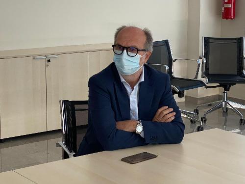 Il vicegovernatore della Regione con delega alla Salute Riccardo Riccardi all'incontro con la direzione strategica del Cro di Aviano 